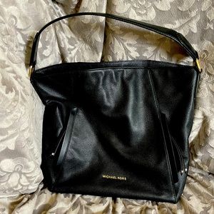 Micheal Kors Shoulder Bag